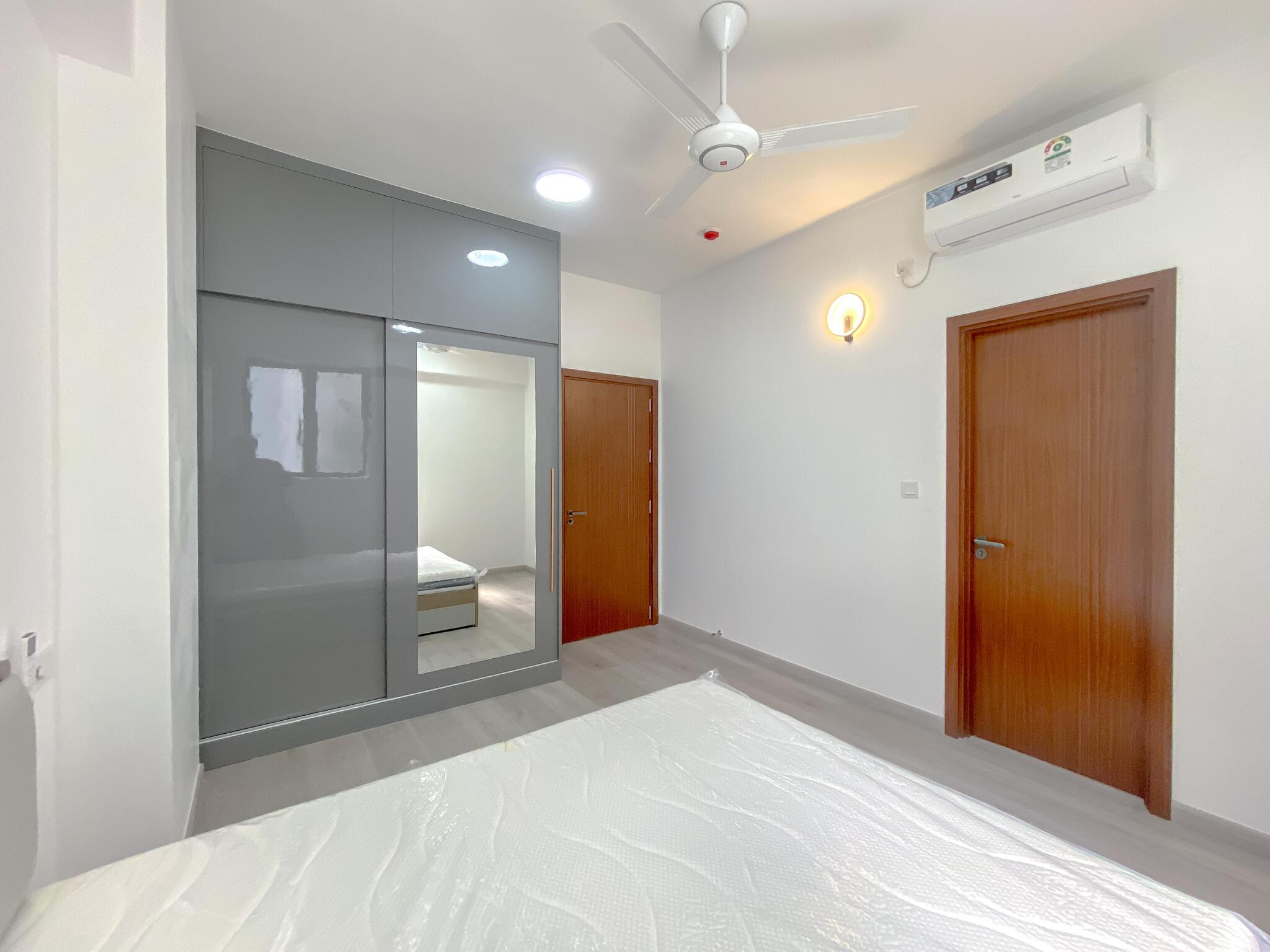 3-bedroom Panoramic Channel Views & Bespoke Interiors Luxury 3BR 3 Balcony Furnished — Maldives