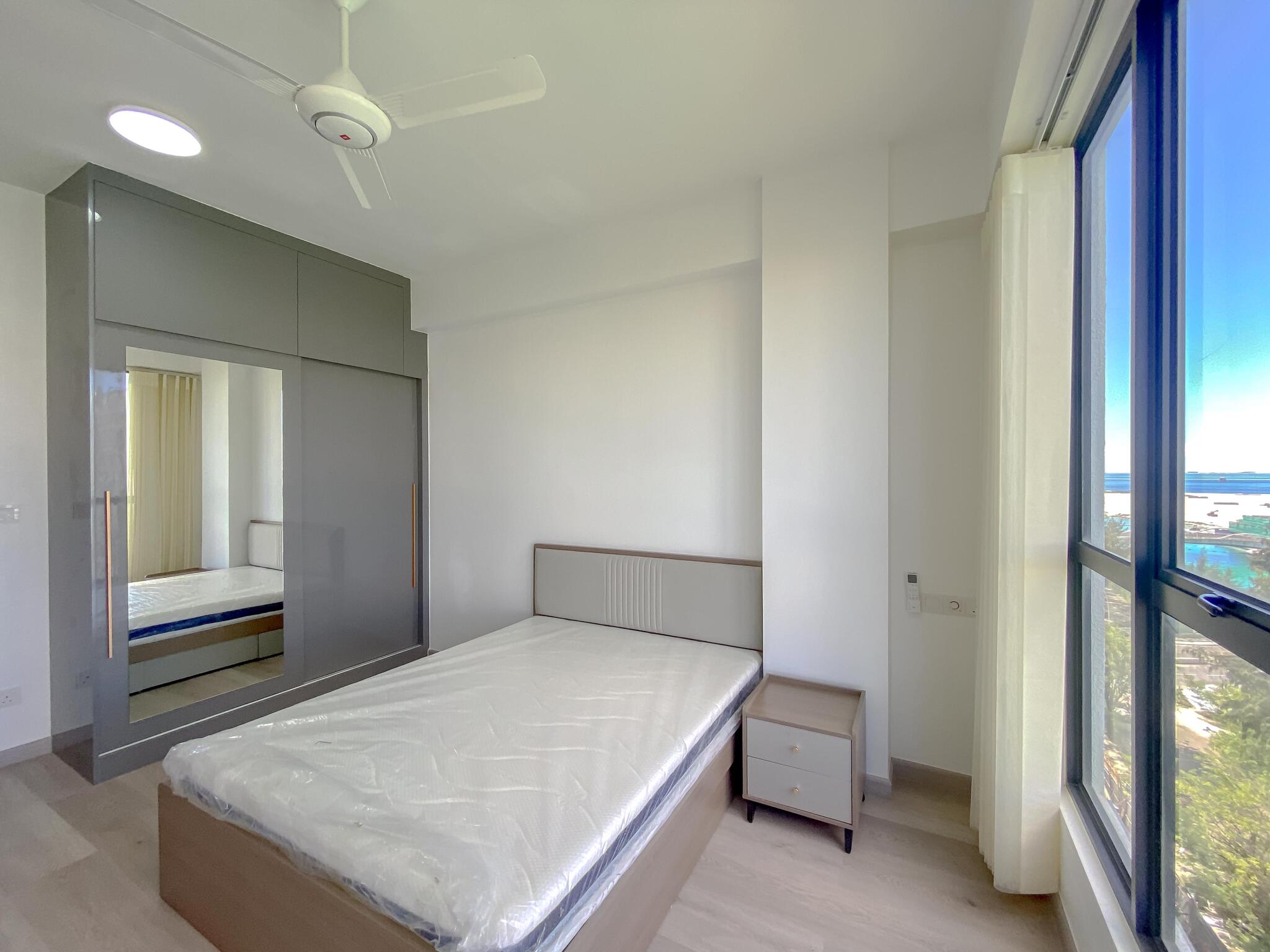 3-bedroom Panoramic Channel Views & Bespoke Interiors Luxury 3BR 3 Balcony Furnished — Maldives