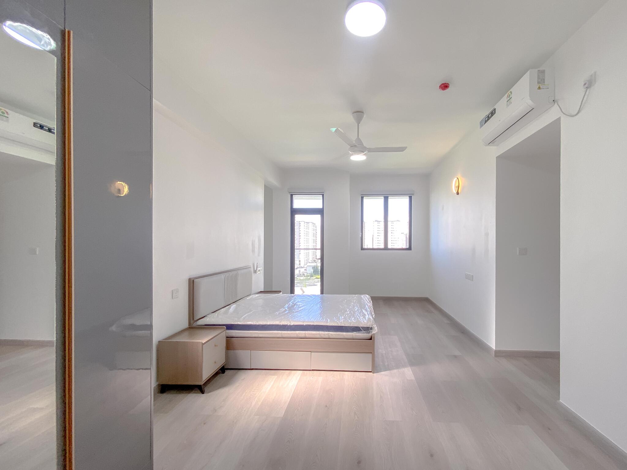 3-bedroom Panoramic Channel Views & Bespoke Interiors Luxury 3BR 3 Balcony Furnished — Maldives