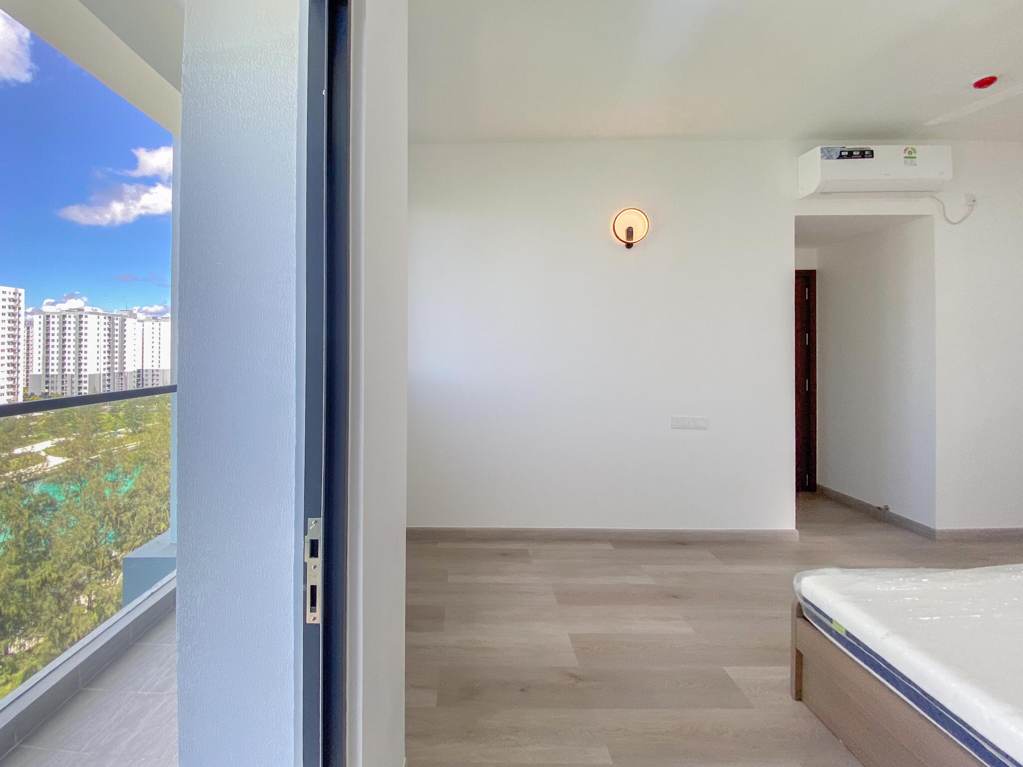 3-bedroom Panoramic Channel Views & Bespoke Interiors Luxury 3BR 3 Balcony Furnished — Maldives